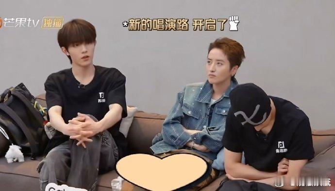 蒋一侨得知TOP选自己的反应披荆斩棘从她的言语中能感受到对舞台的敬畏心和对队友的