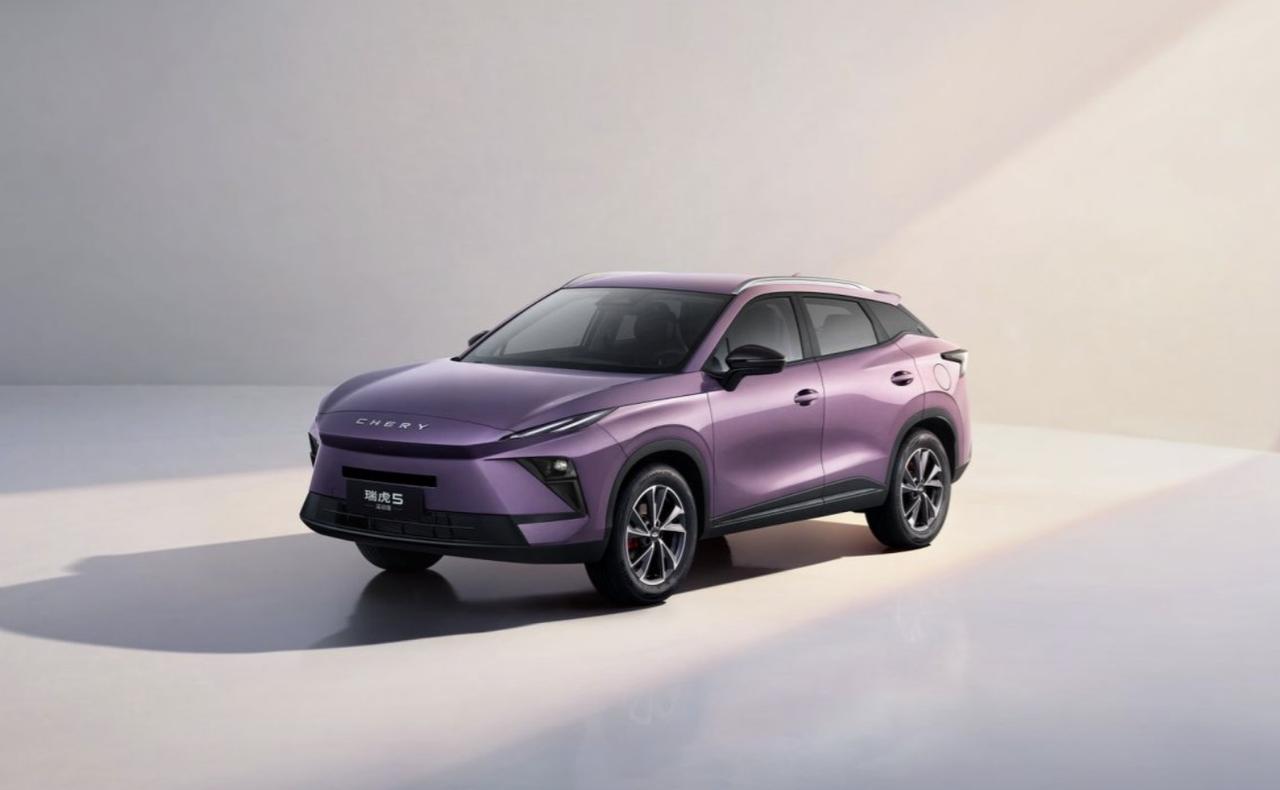 奇瑞瑞虎5运动版正式上市，有以下看点：
1、官方指导价7.99-8.99万元，限