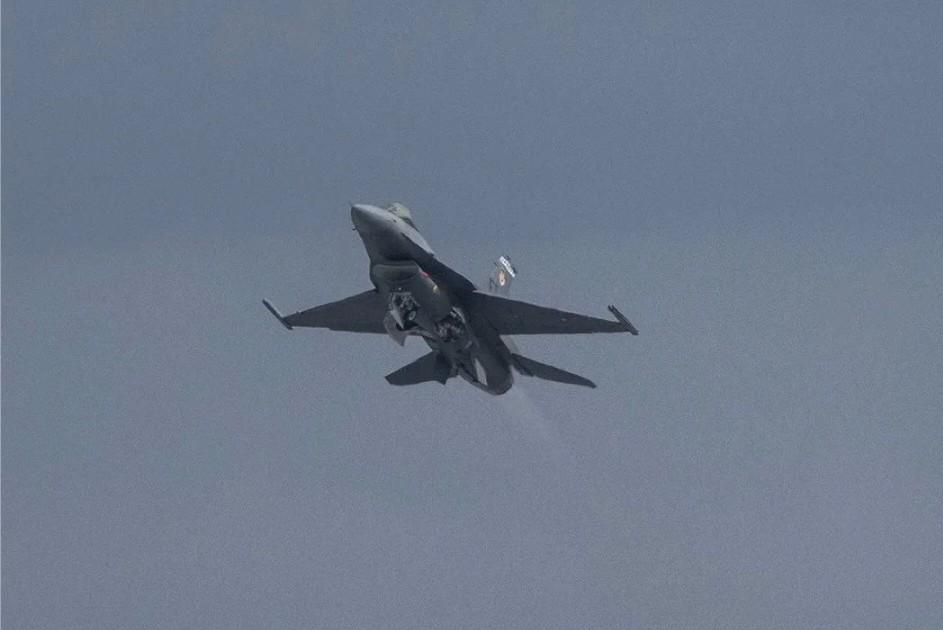 AI赋能：美国空军F-16完成人工智能自主作战测试，未来空战将转型

2026年