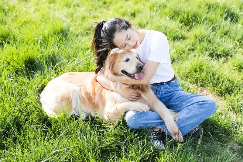 这摆明了就是想仗势欺人！

山西长治这事儿，狗咬人后，狗主人居然说狗比人值钱，还