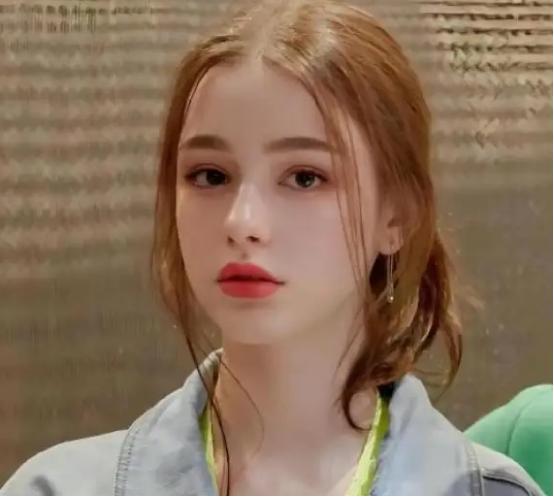 乌克兰还有一个大问题很多人都没注意到，那就是乌克兰的女人将来该怎么办？战争把男人