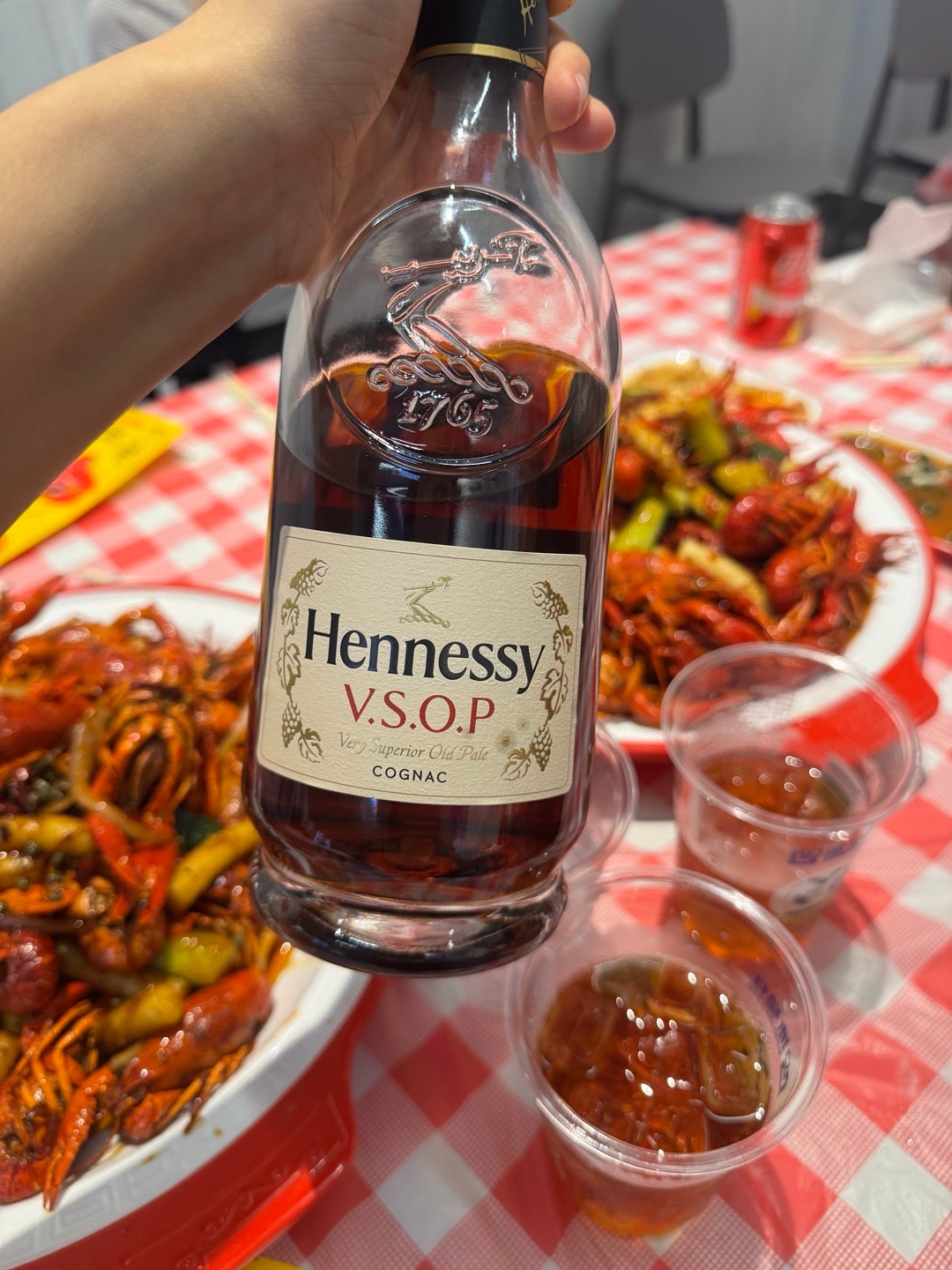 小🦞配轩尼诗 