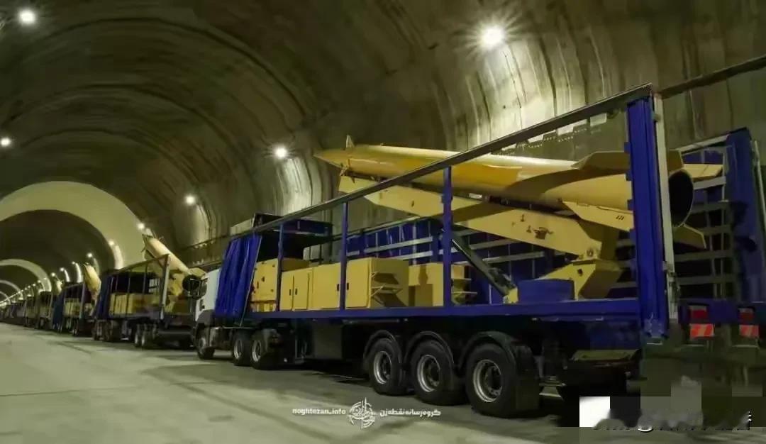 大战一触即发，局势紧张得让人窒息！美国往中东和欧洲前进基地调兵遣将，大批空军装备