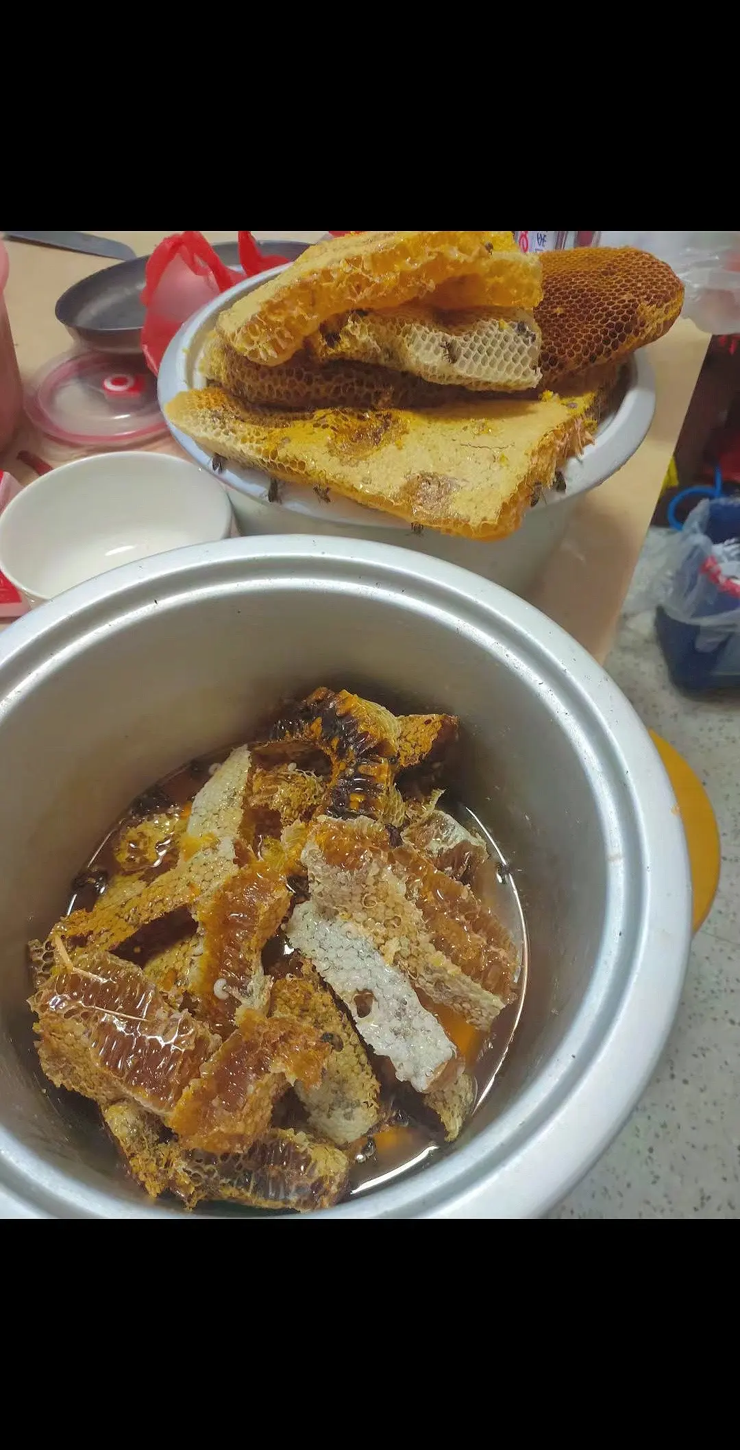 哇 今年第一次开蜂蜜好吃哦