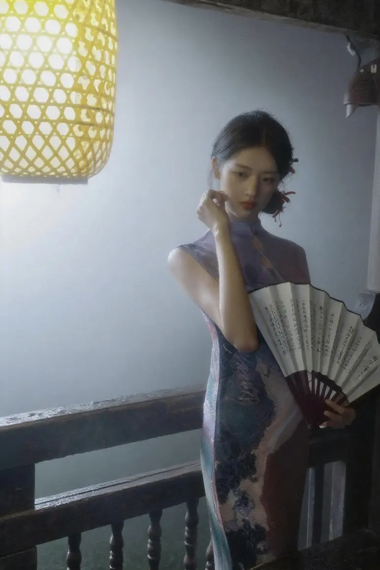 仙子何必早早归来呢？