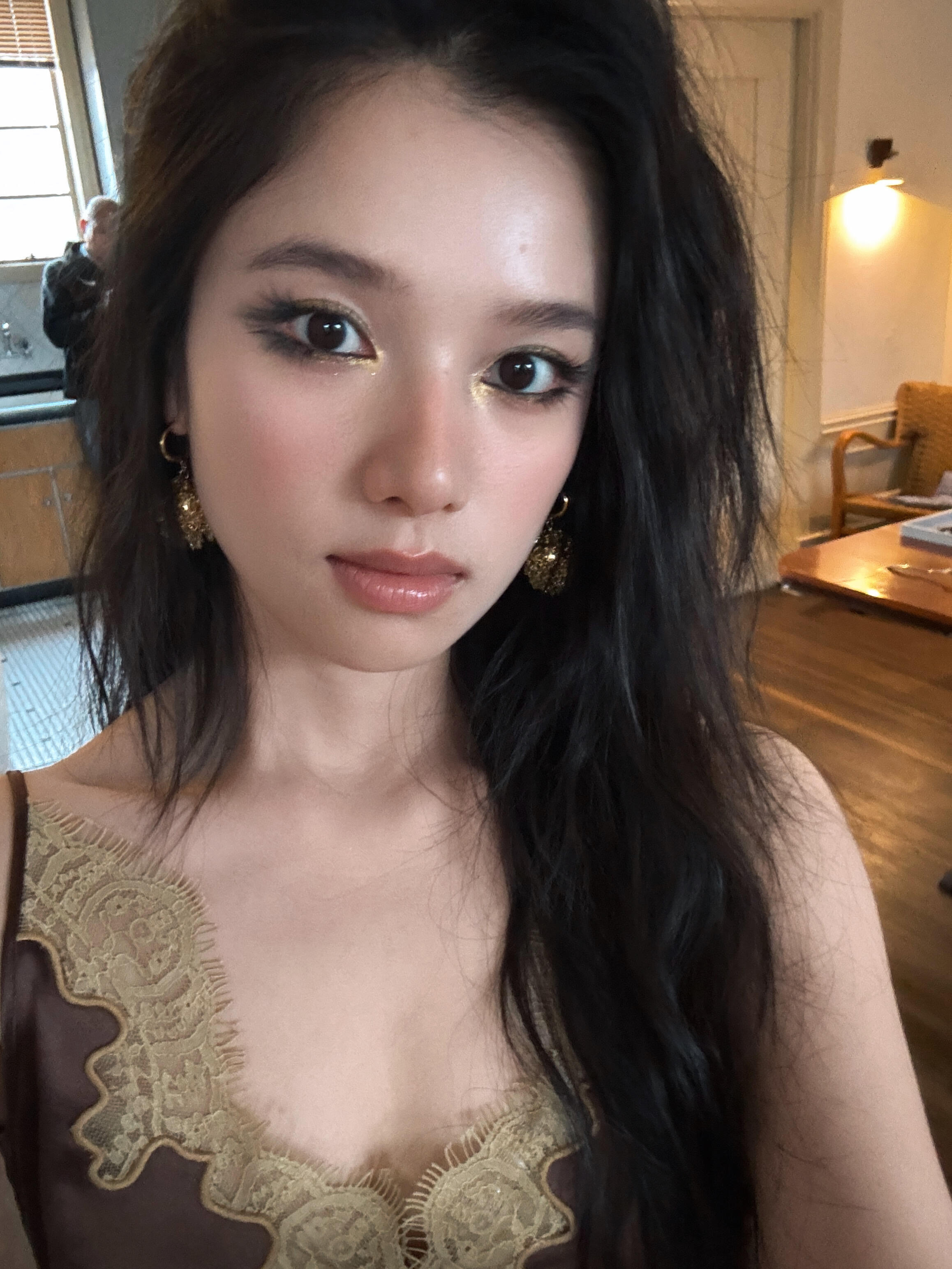 婧仪好完美的一张脸，豹子一样的野性美！[拜托]张婧仪 ​​​