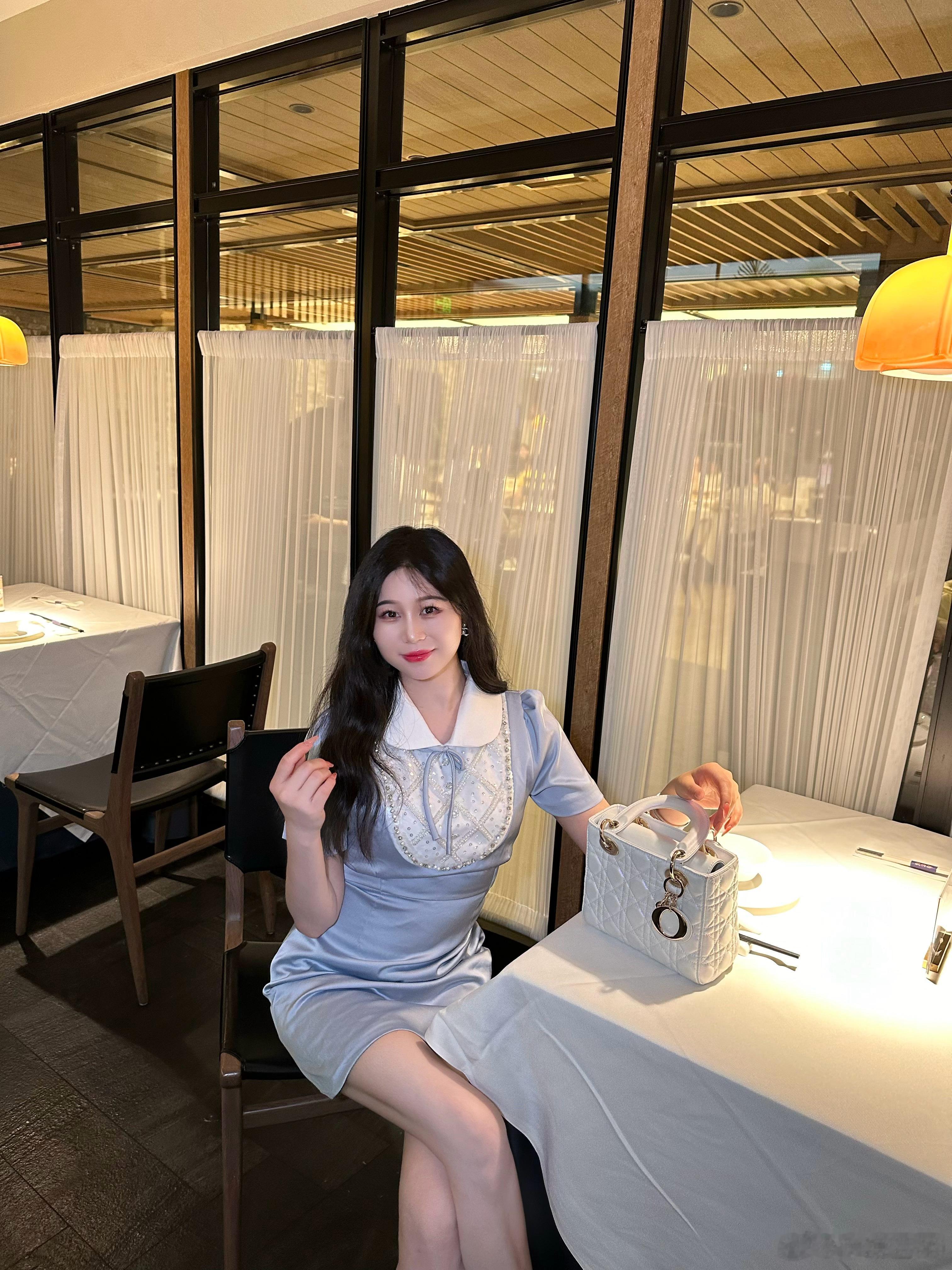 🧚🏻‍♀️ ​​​