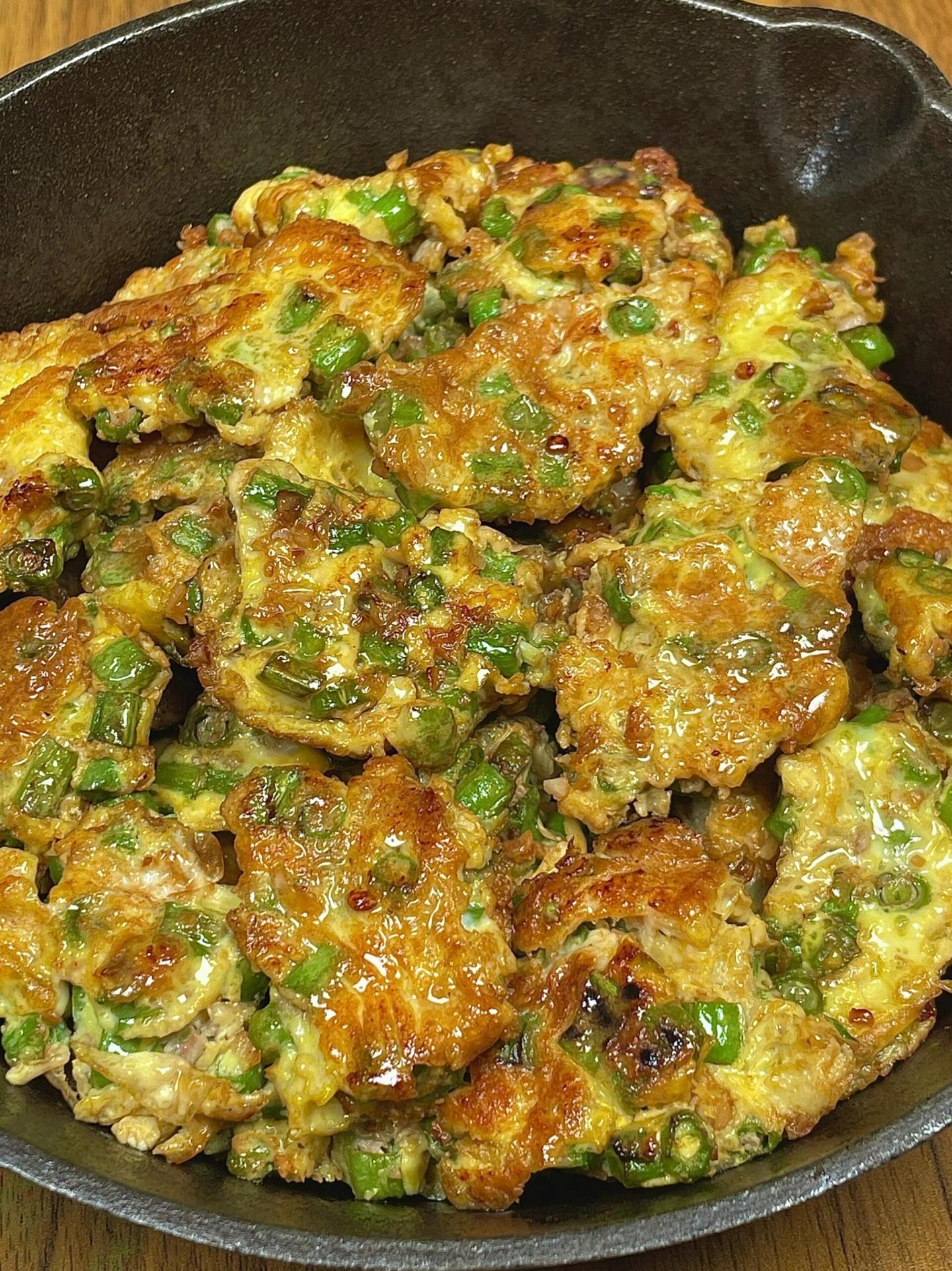 在做一次这个豆角炒鸡蛋，好吃又下饭。豆角焦脆鲜香，鸡蛋焦香入味！ 大人...