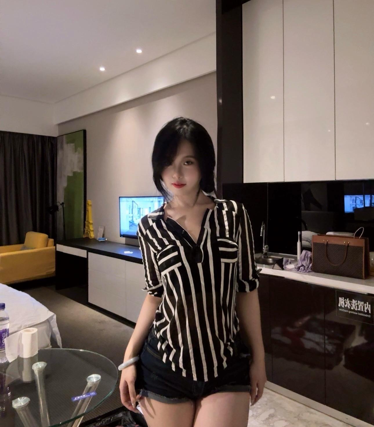 乖乖 你应该多笑笑