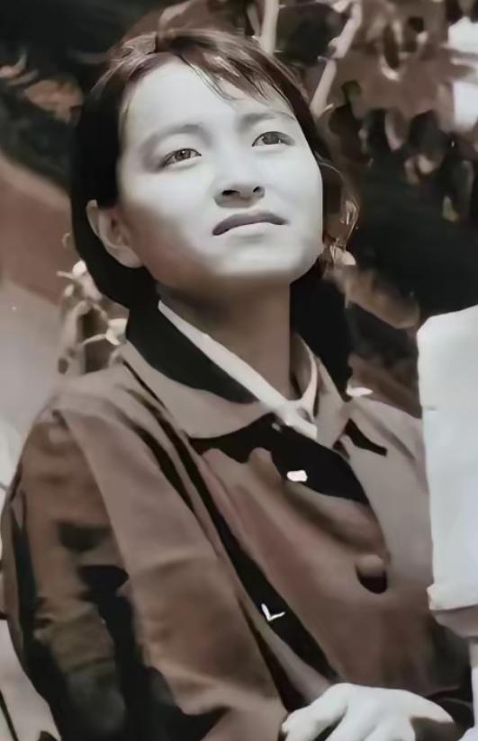那个一手缔造了“红塔山”帝国、一辈子没跟谁低过头的商界第一硬汉褚时健，这辈子唯一