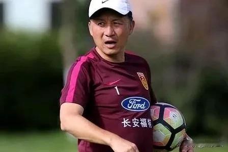 足协这次该醒了吧？让球都没踢明白的人去带国字号球队也只有在中国足坛能够发生，你说