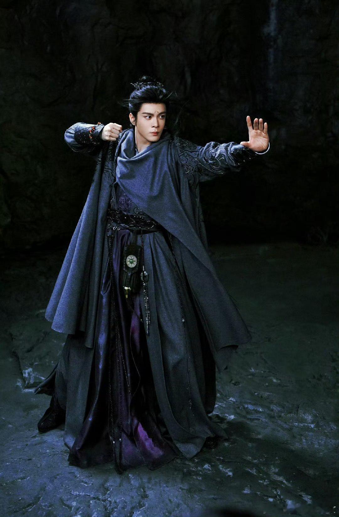 陈都灵曾舜晞戏份对比，谁扛剧还看不出来吗？ 