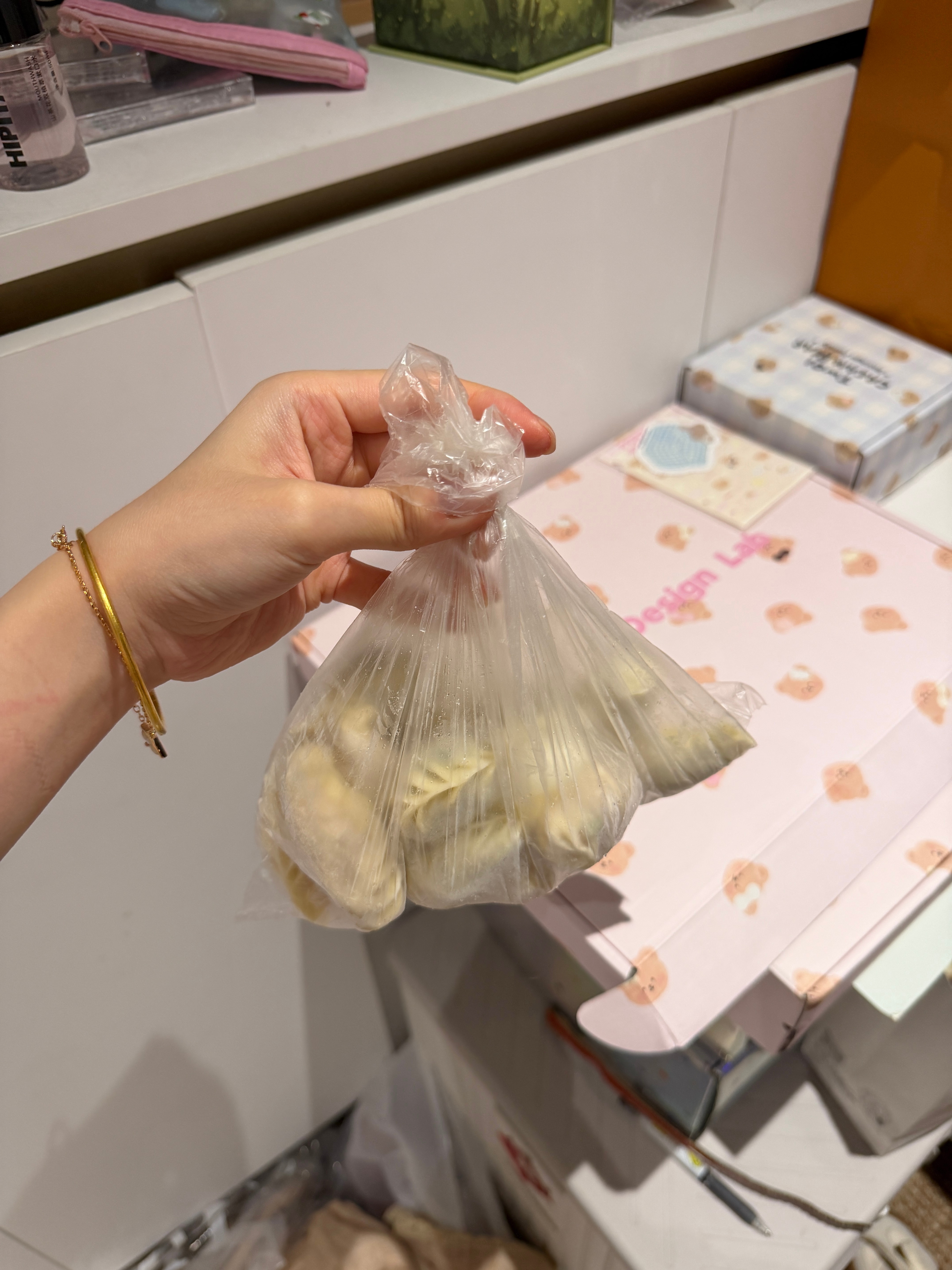 ：楼下阿姨包的饺子