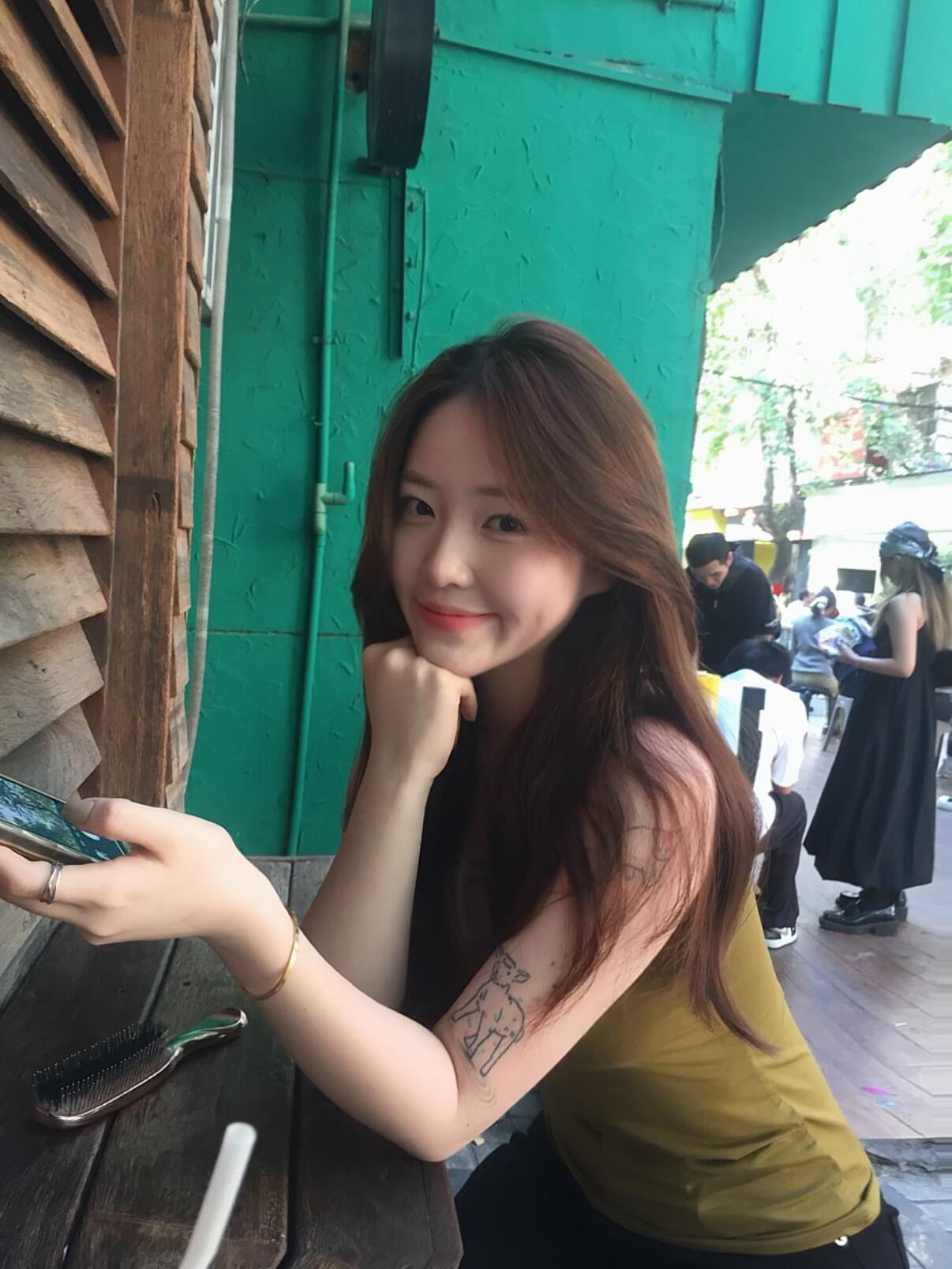 睡不着的凌晨回不去的我们 