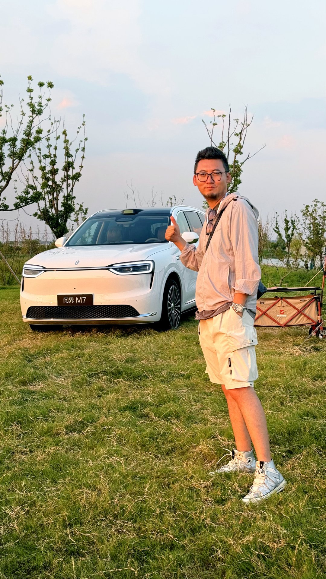 连续拍了2台鸿蒙的新车，不得不感叹刀法精准，尤其是新一代M7，我知道很多人骂鸿蒙