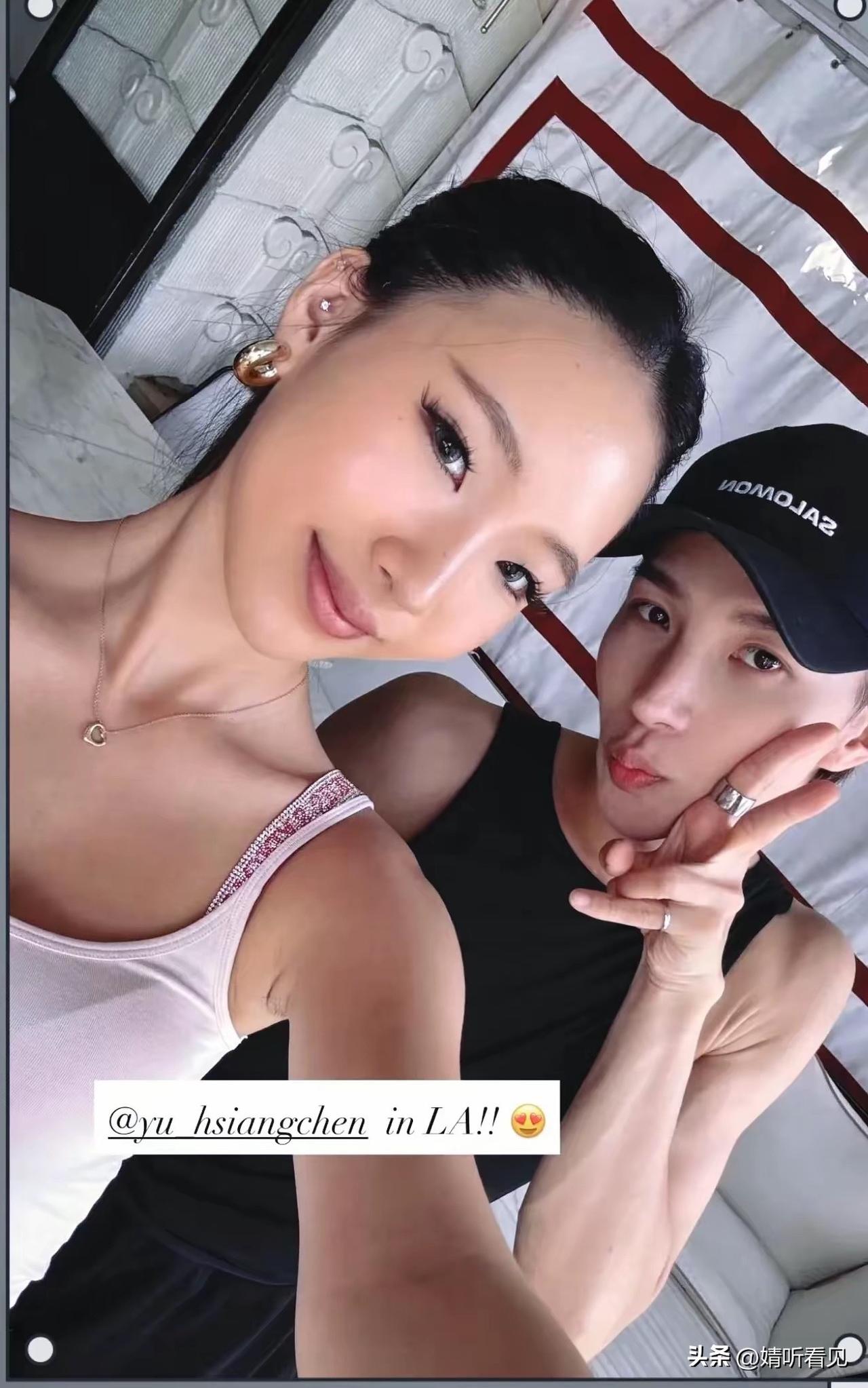 小s可太宠许曦文啦！
她把自己的专属舞蹈老师让给Elly用。翔翔老师擅长高跟爵士