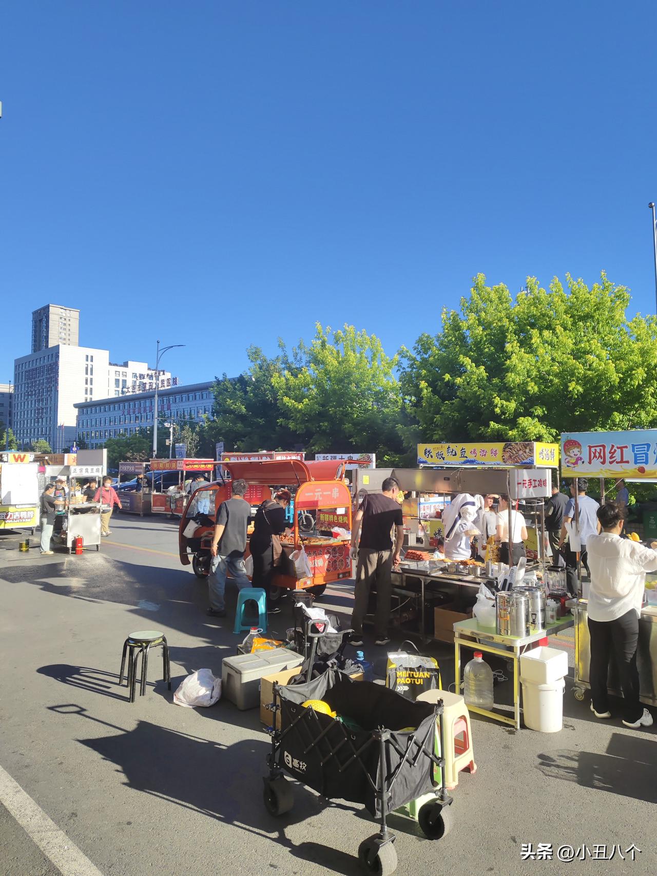 现在不似当年，现在多元化的社会，想垄断自己玩吧，爱怎么怎么玩，看老百姓买单不