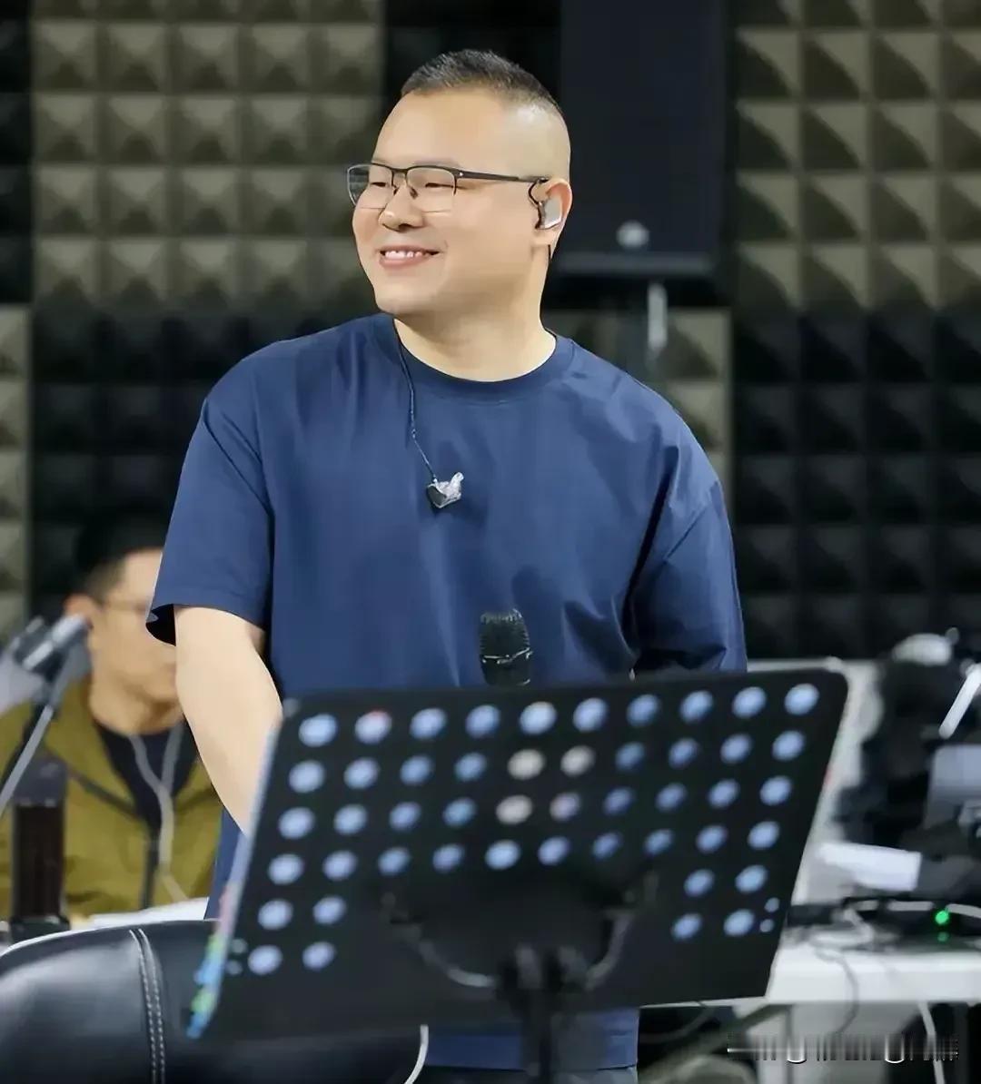 岳云鹏要开演唱会，定价1580块！

记的没错的话，岳云鹏除了唱过一首改变歌曲《
