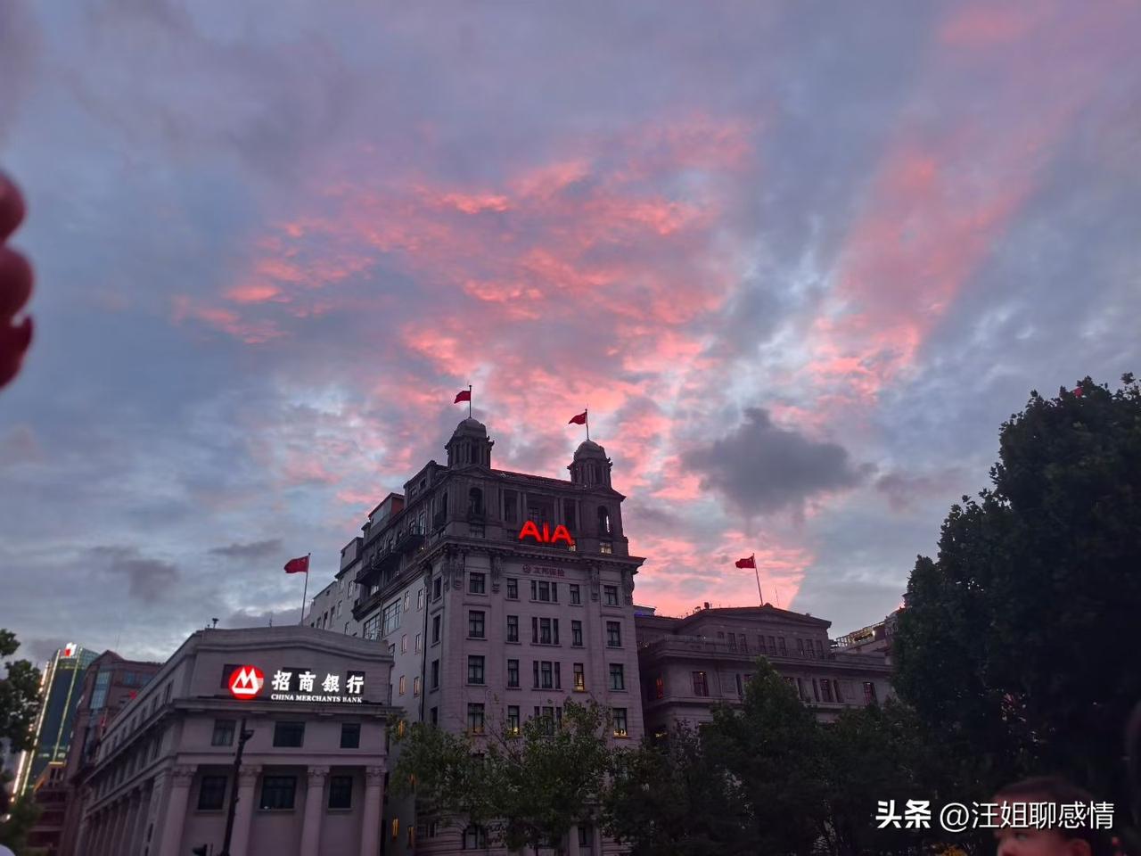 我是从2018年开始，在头条上创作的，前几年收入比较理想，每个月都能达到3000
