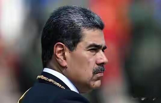 3日央视消息，委内瑞拉总统马杜罗最早可能于5日在美国纽约曼哈顿的联邦法院出庭。这