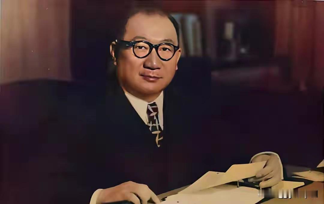 那个老财神算了一辈子账，最后算错了两件事。第一件，他以为自己能把钱攥到海枯石烂。