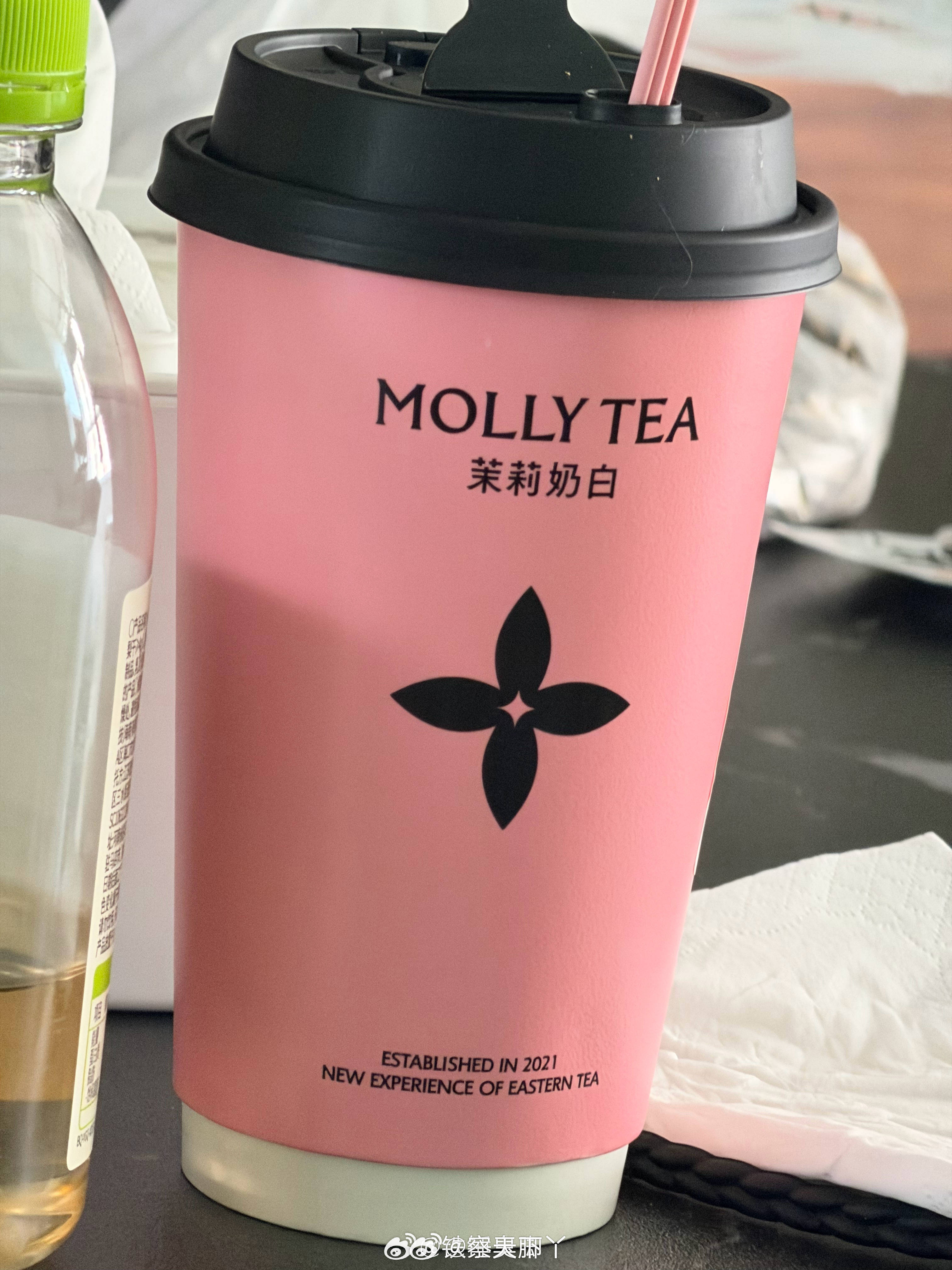 LV起诉茉莉奶白判赔1030万有人把遇见小面和锦江酒店案例做对比，其实没有可比性