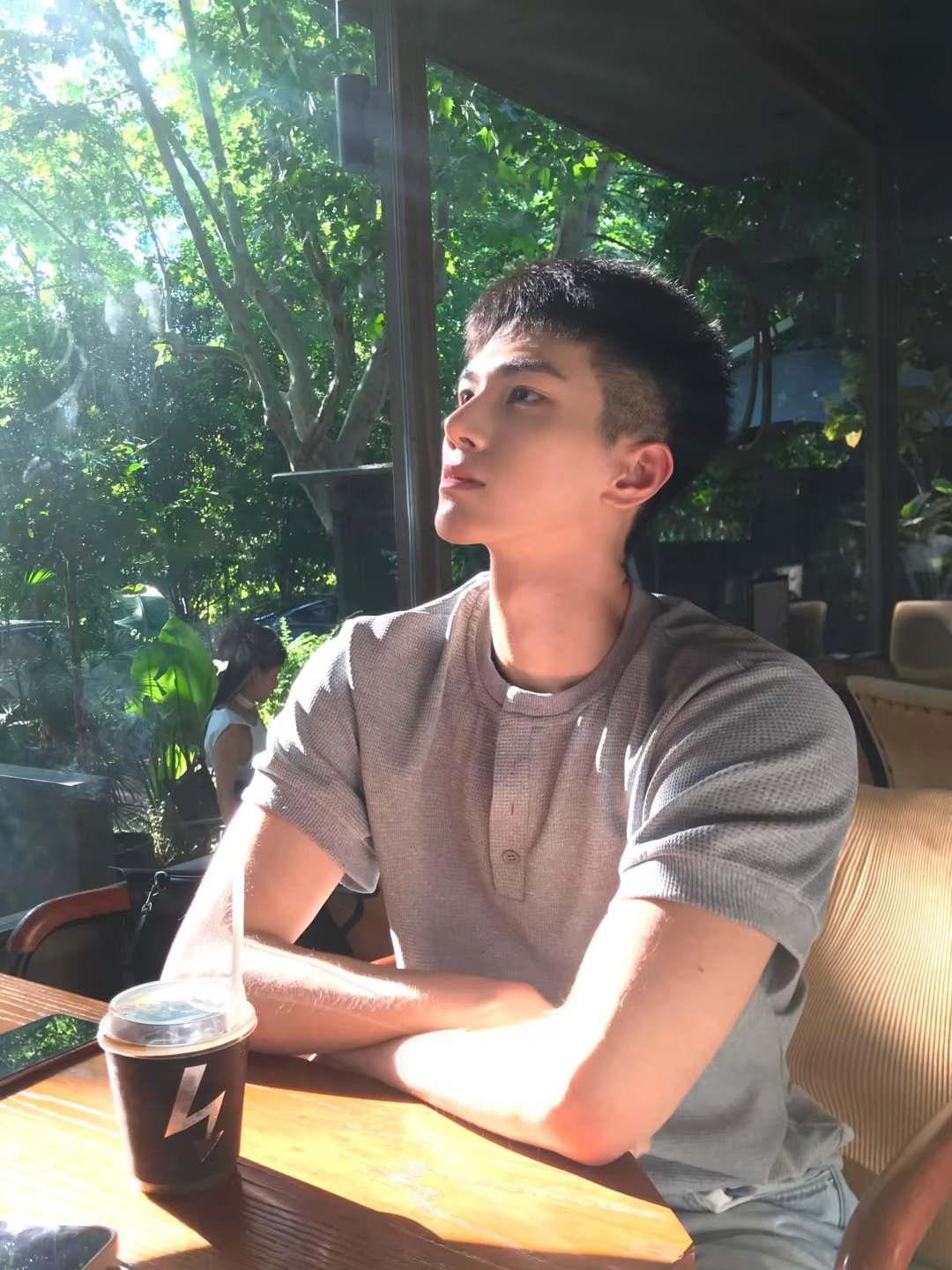 一个明媚的午后