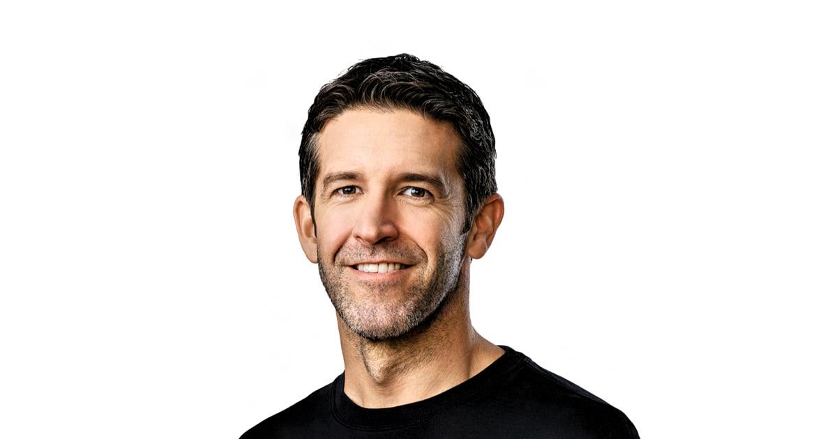 今天最开心的是苹果🍎股📈😱

苹果任命约翰·特努斯接替蒂姆·库克出任CEO