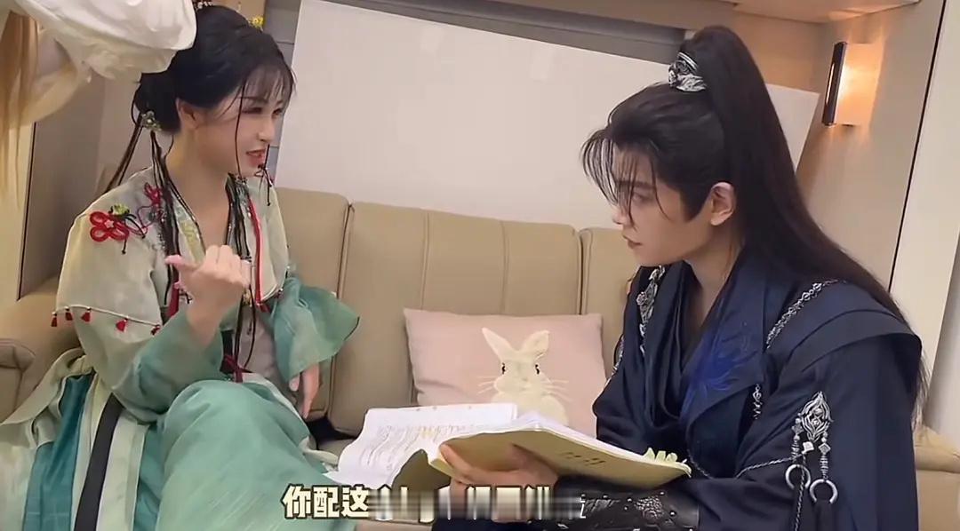 旧糖重磕，有没有人懂我❓[抓狂][舔屏][舔屏][舔屏]丁禹兮｜虞书欣｜禹宙中欣