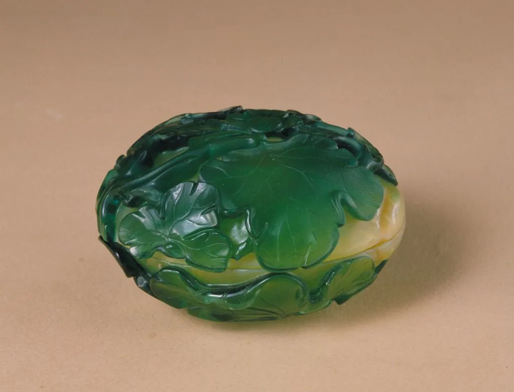 黄套绿玻璃瓜形盒
