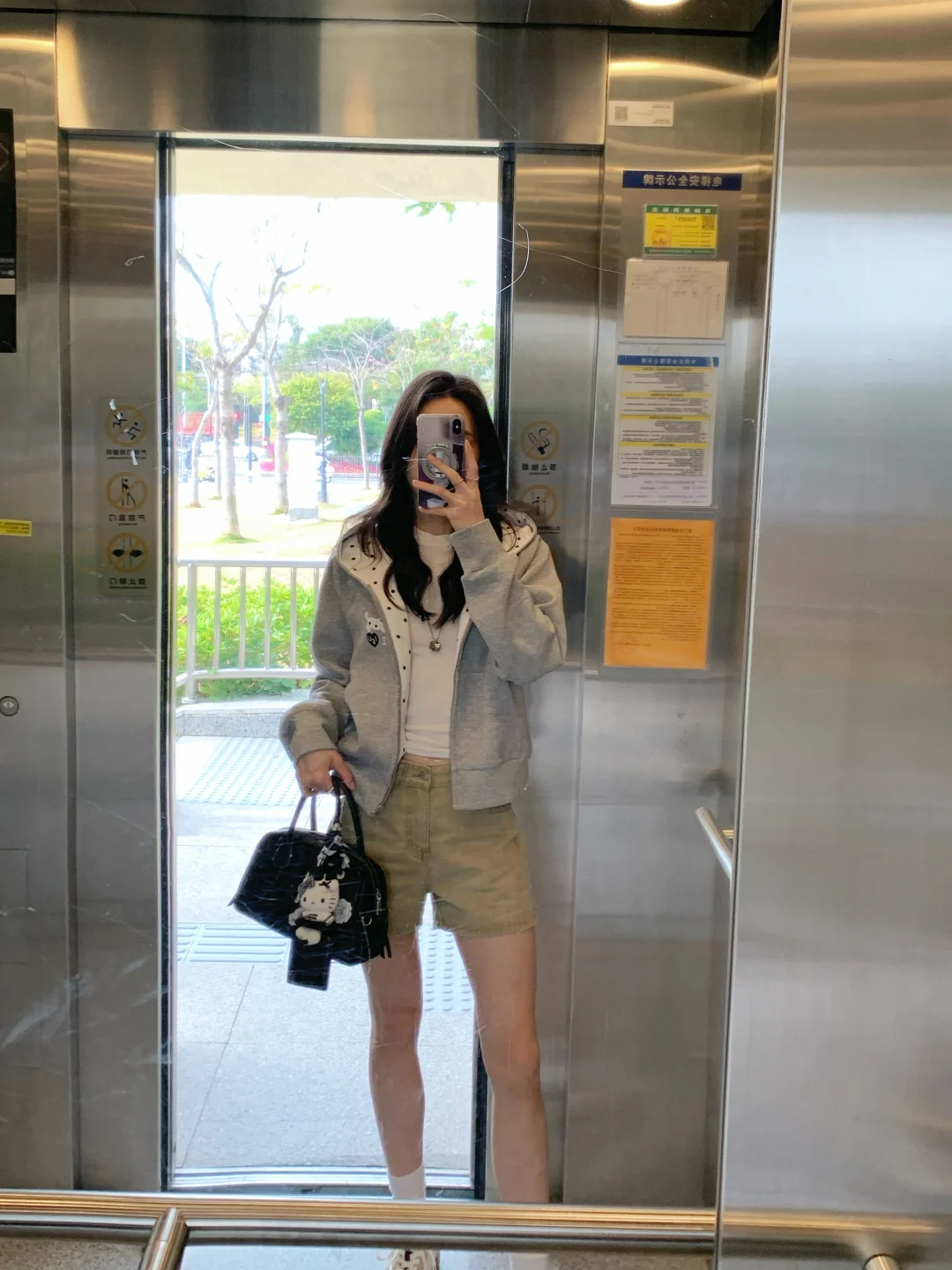 电梯检阅｜复古小男孩风的休闲日常