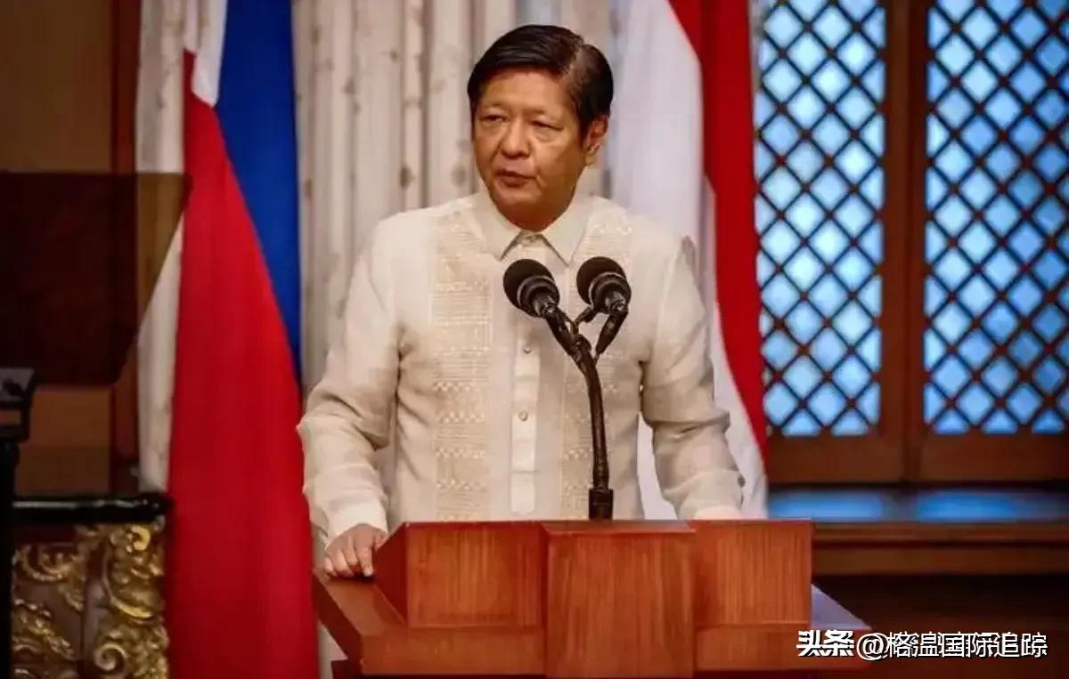 比索崩了还嘴硬？

10月28日，小马科斯对着镜头拍胸脯“捍卫比索”。结果呢？比