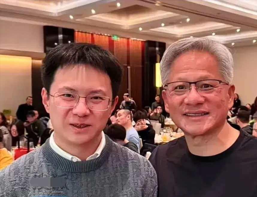 宇树和英伟达合作机器人，一夜之间跌落神坛，原本被国人寄予厚望的顶级科创巨头，转头