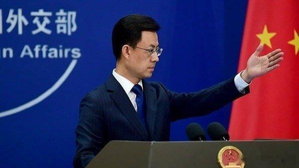 凤凰新闻【外媒称中方正考虑限制获取英伟达H200芯片，外交部回应】财联社12月1