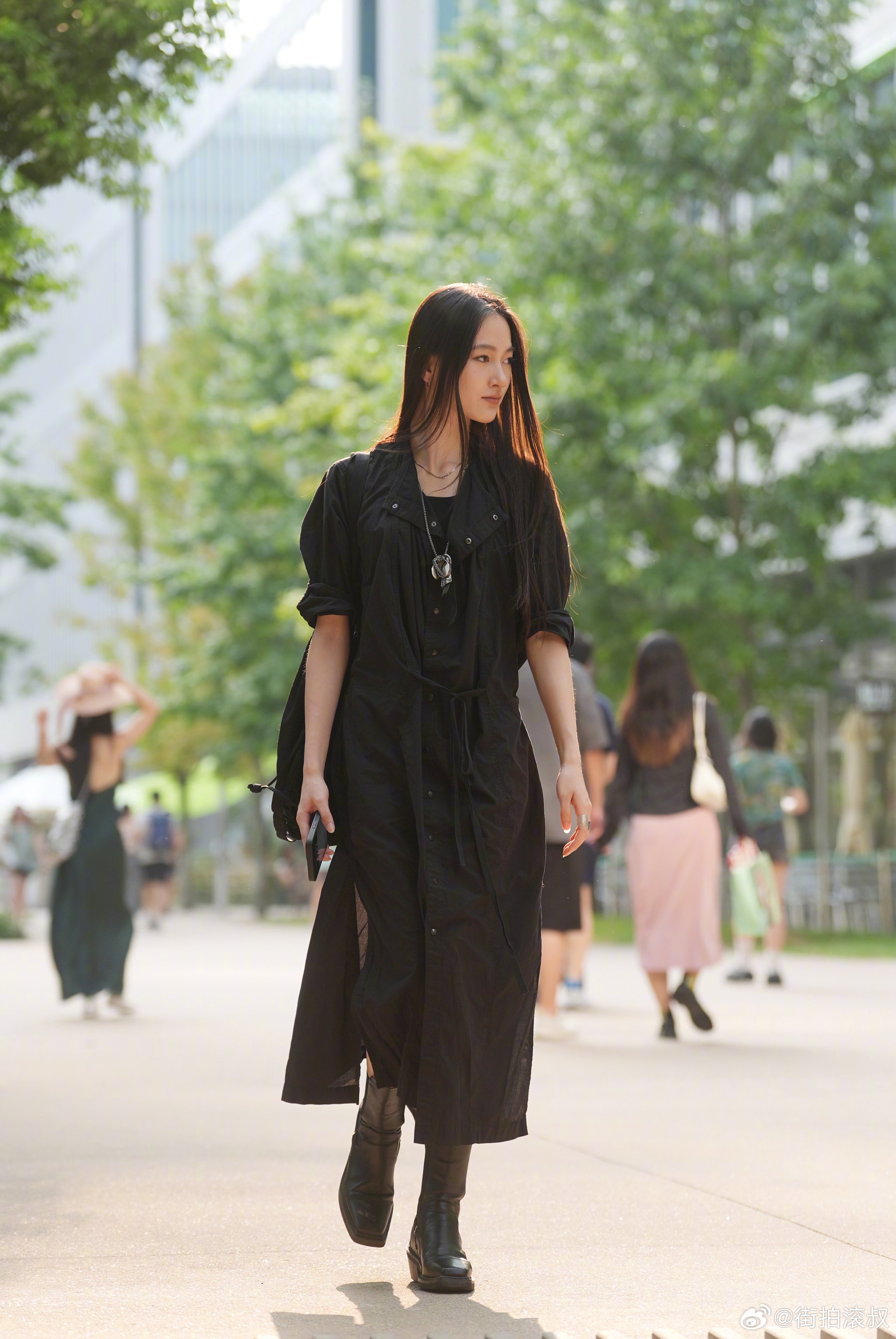 8月31日街拍更新，今日最爱[心]逆光的美[酷] ​​​