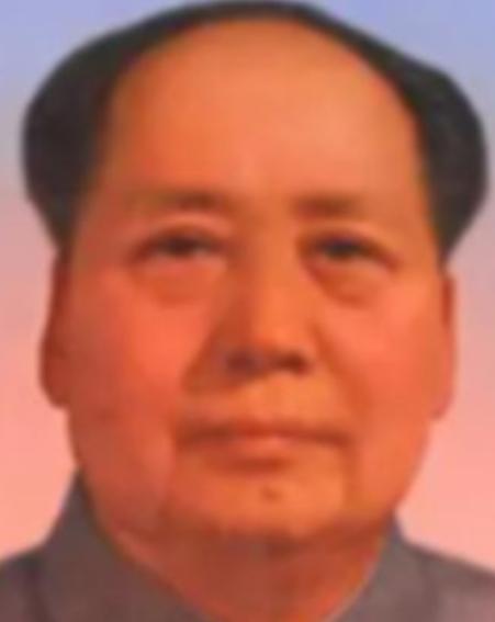 1950年，铁匠朱其升把妻子拉到一旁，压低声音说： “毛主席是我的结拜兄弟。” 