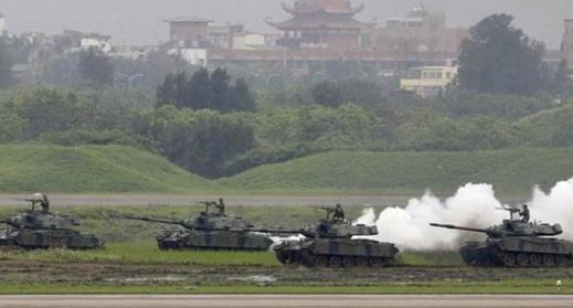 台军费破万亿，光买进攻性武器！“独”玩火，才是台海最大威胁。

台湾地区防务预算