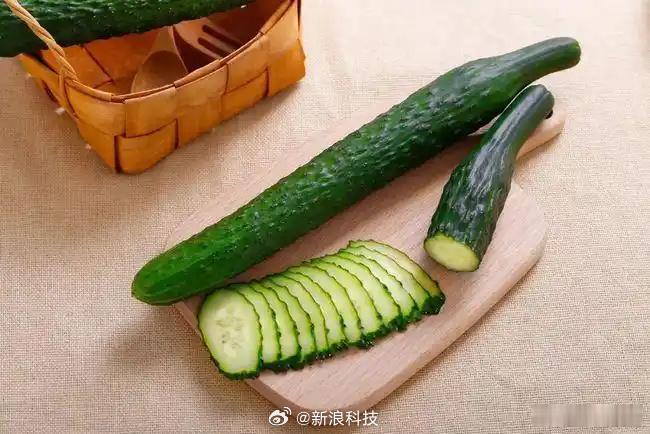【韩国黄瓜暴涨54.8%】韩国菠菜一个月涨152% 周日行业数据显示，受极端高温