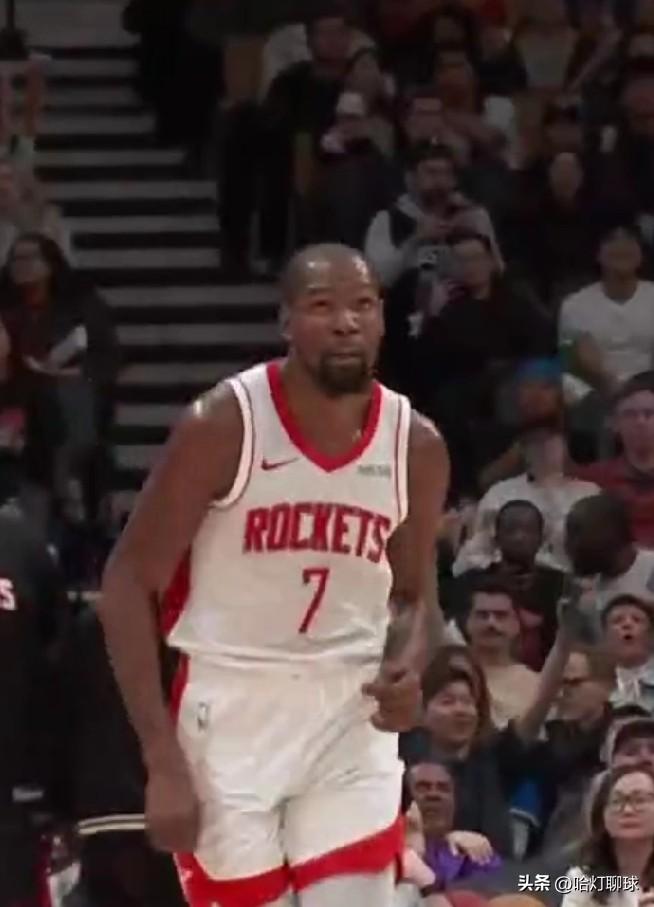 58场比赛打完！！！火箭37胜21负排名西部第三！！！
场均投篮出手：89.6次