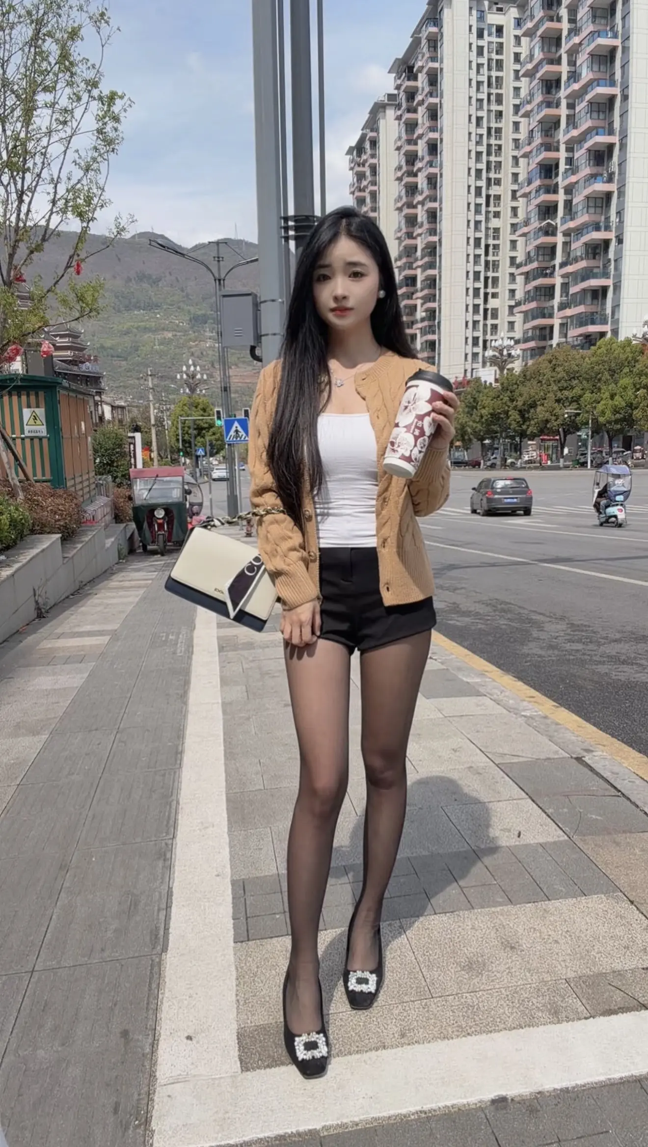 奶茶一杯快乐加倍