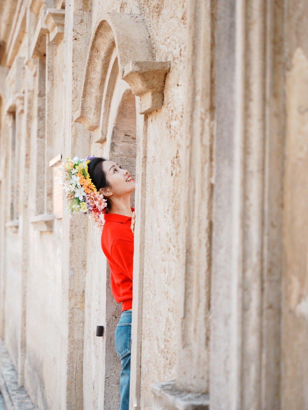 2026年，每一天的太阳都是新的，拥抱变化，拥抱自己。给自己和别人最好的礼物，是