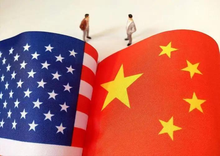 “如果敢打乌克兰，那么我就炸莫斯科，如果中方收复台湾，那么我就炸北京”特朗普曾扬
