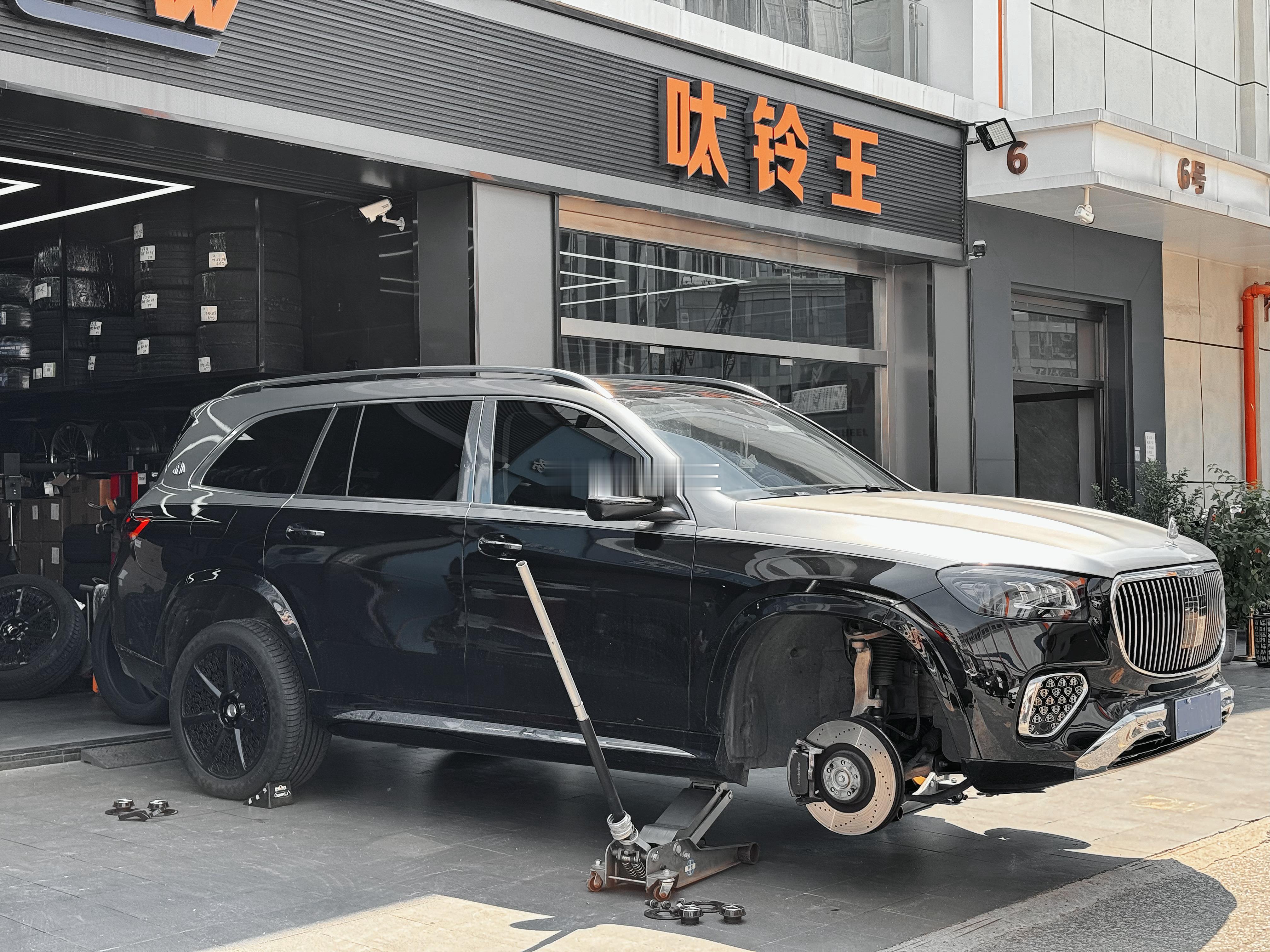 奔驰GLS 继续开工！ 