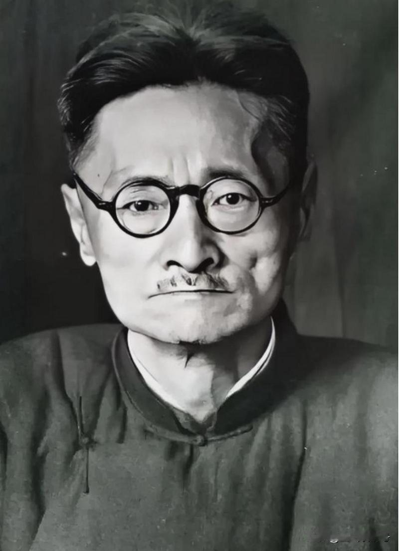 58年刘文典在云南大学做过两次公开检查，大致内容如下
1，低级趣味
我自幼就喜欢