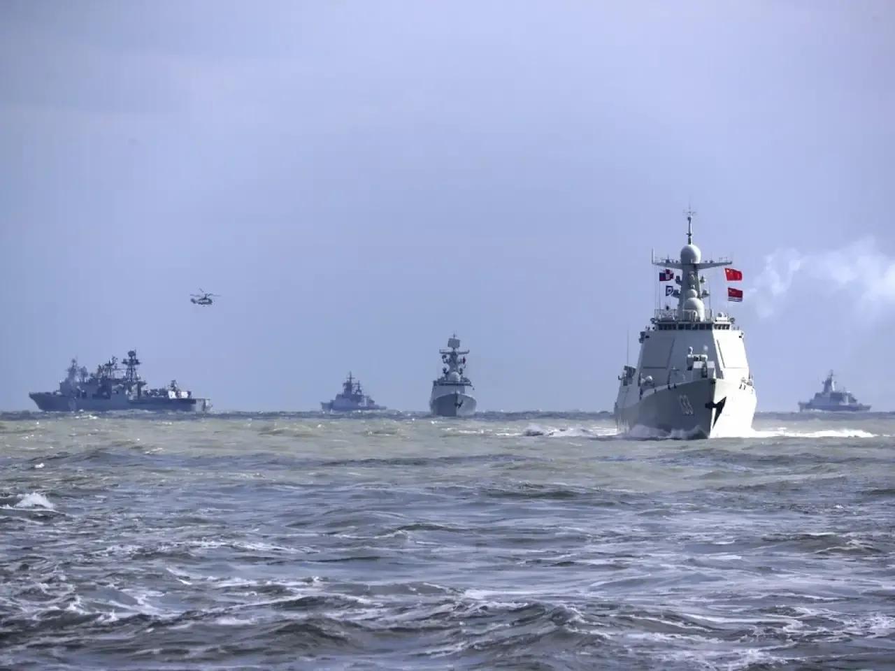 中俄军演，亮剑日本海！

日本海，虽然名字有日本但是这里属于公海，跟日本没有半毛