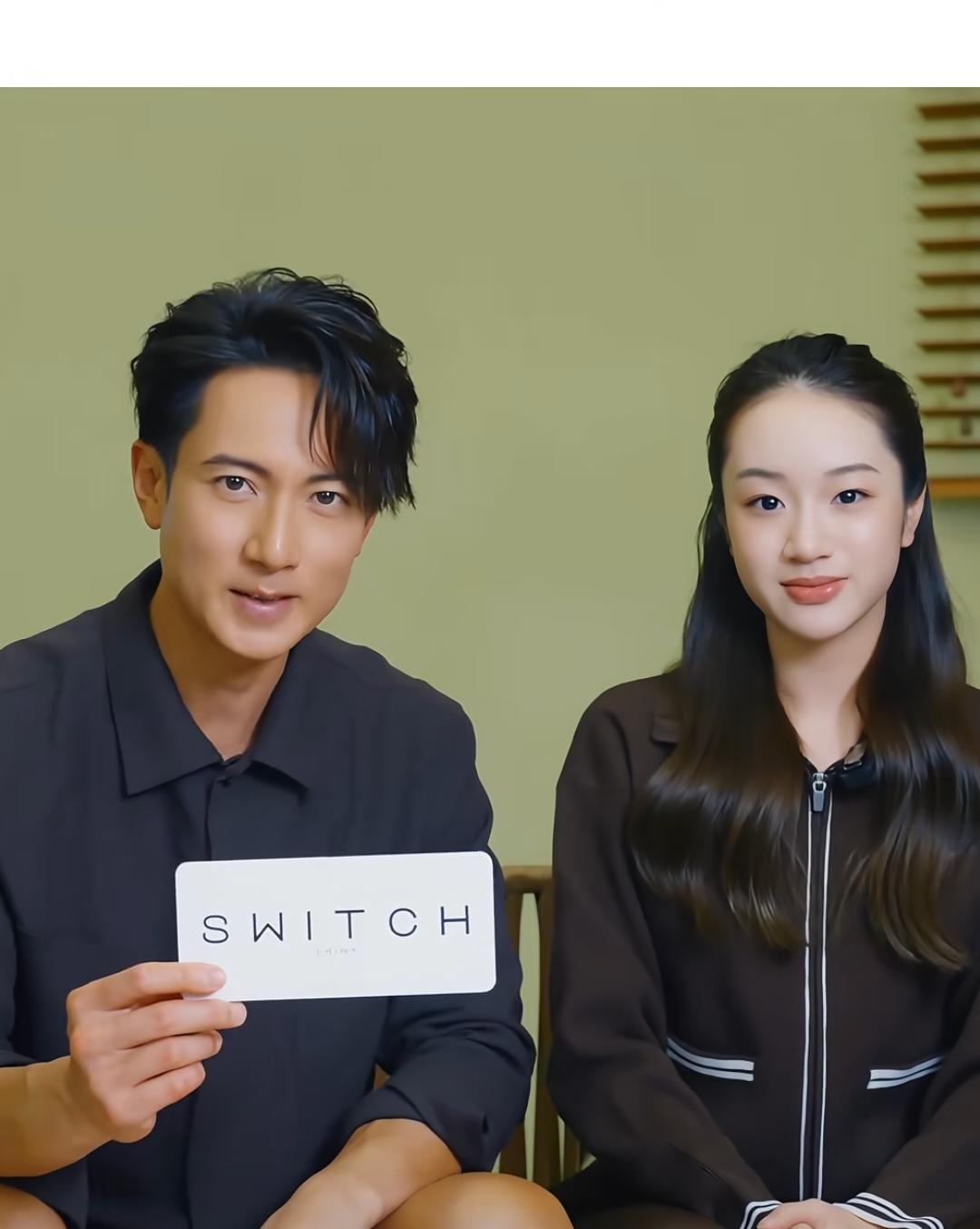 她比钟丽缇的女儿还像钟丽缇！
尤其是这个脸型！
不算顶美，但是胜在面相好，自然。