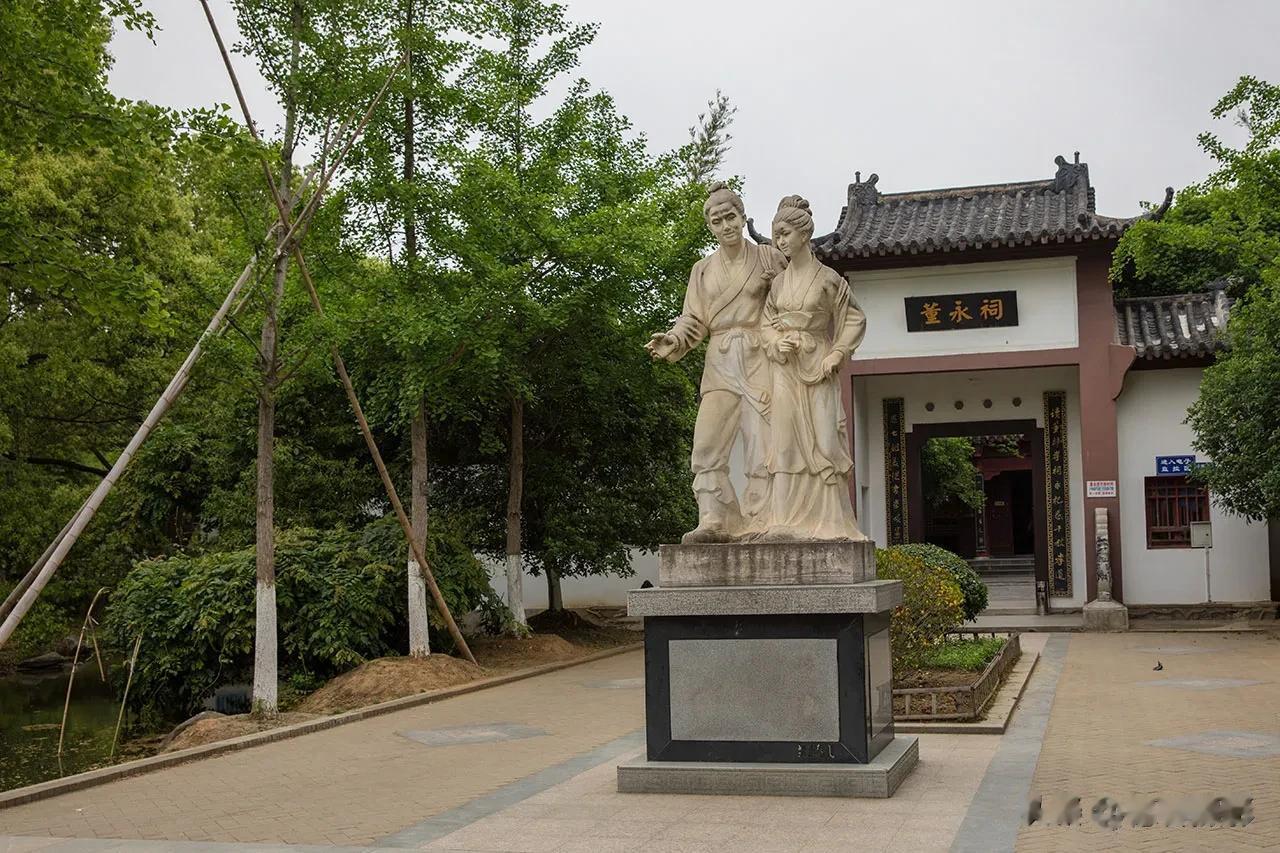 【每日一景20230827】拍于湖北孝感市董永公园  