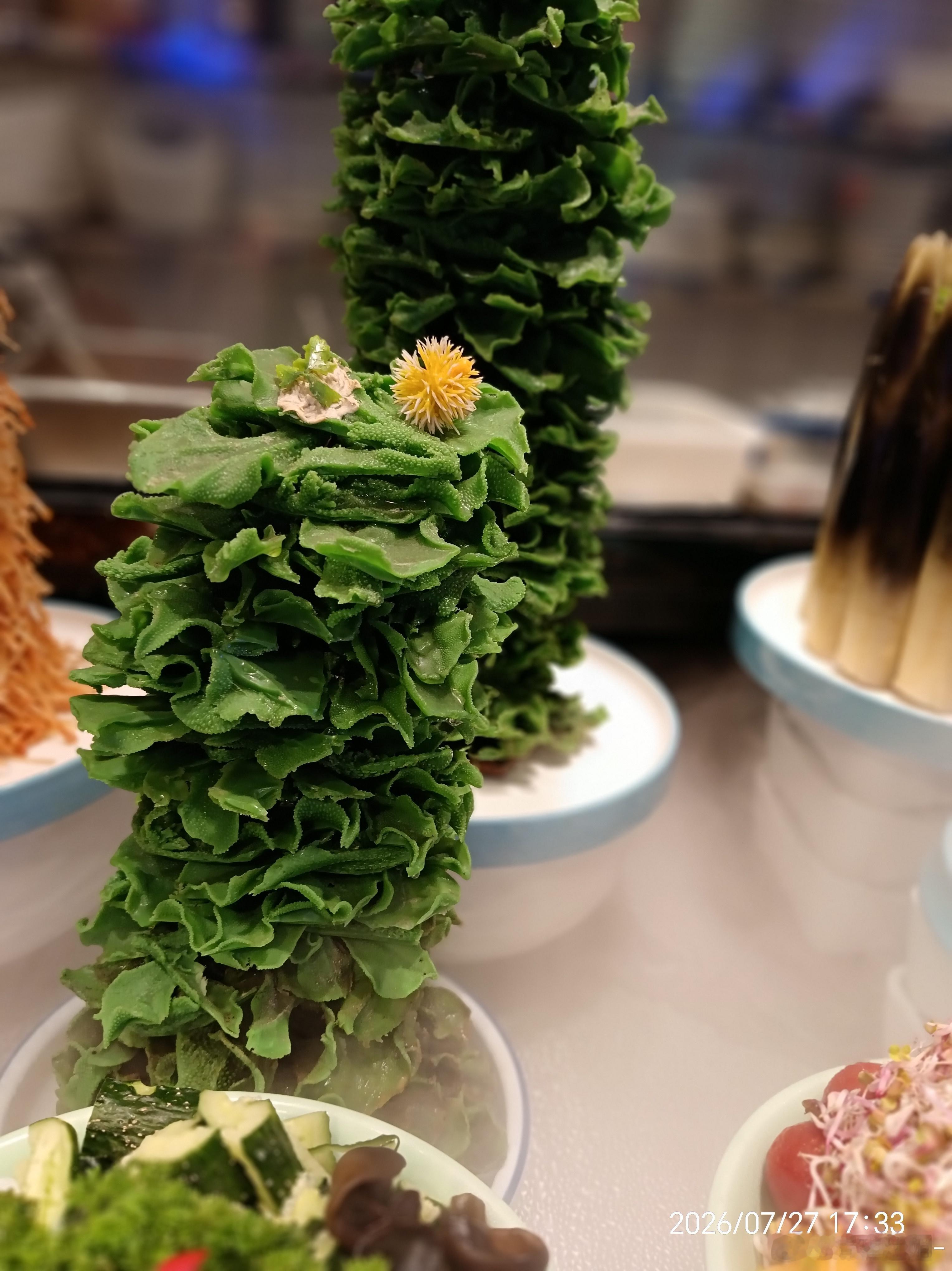 餐食已就位美食不止味蕾享受，更是视觉盛宴！ 齐齐哈尔