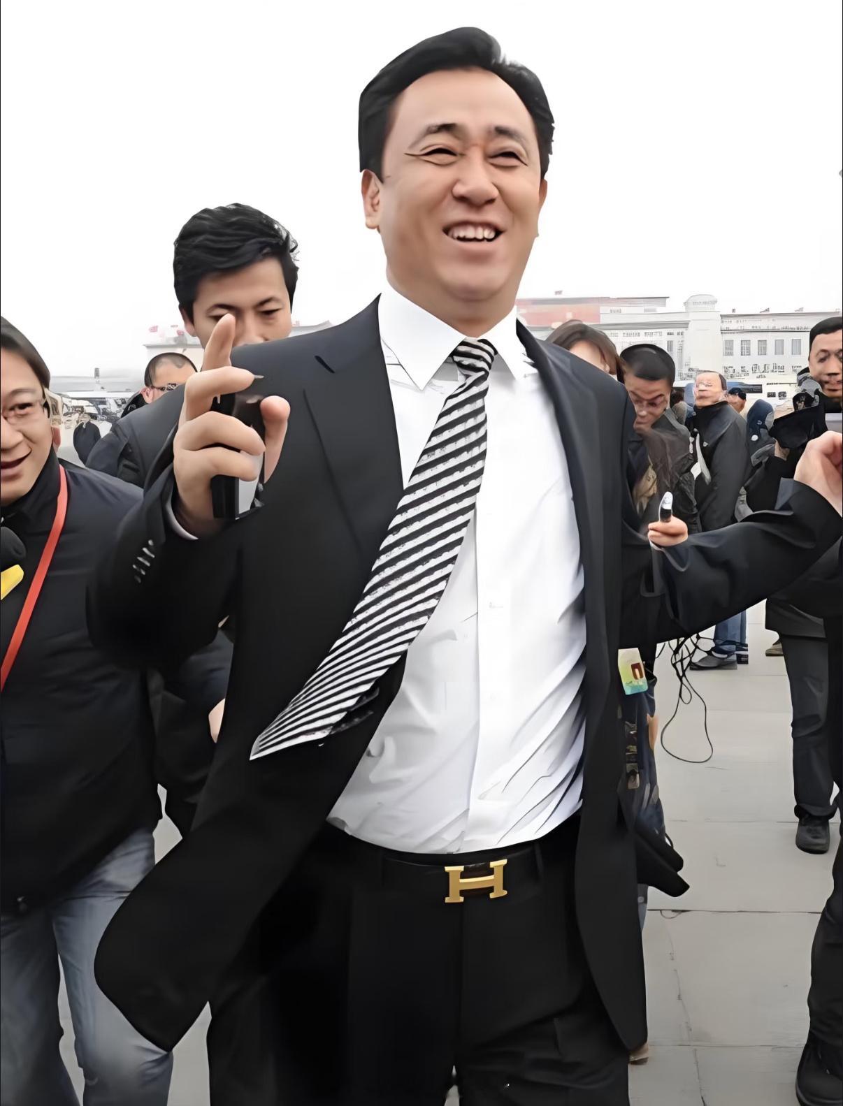 皮带哥已经成传说恒大集团恒大地产及许家印案一审开庭