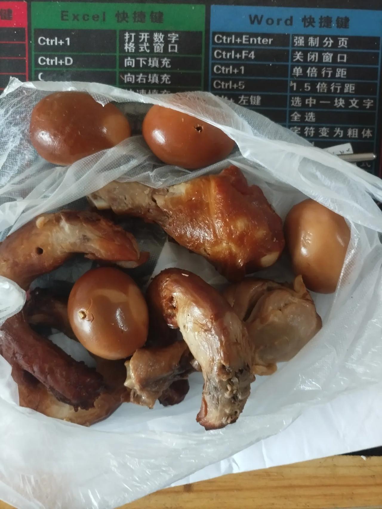 省10注彩票的钱买的